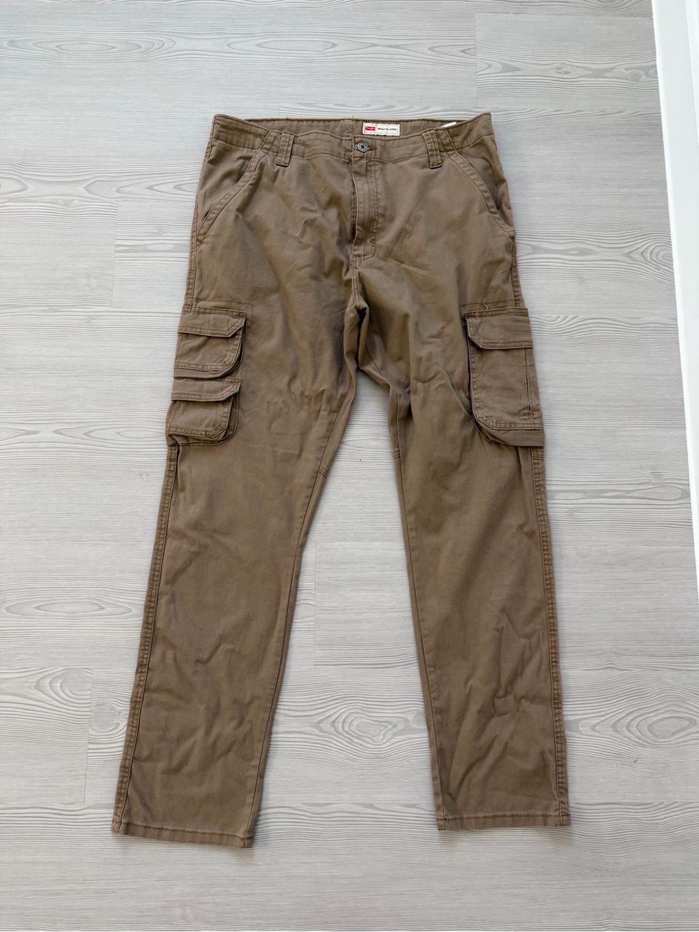Wrangler Men's Cargo Pants in Brown Utility Style